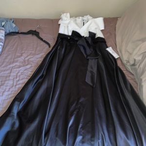 XSCAPE Colorblocked Dress 16W NEVER WORN